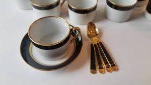 lot 112 image: Fitz and Floyd 11 pc set of Renaissance China