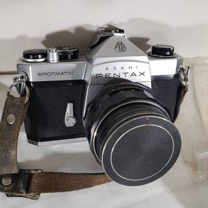 lot 56 image: Pentax Asahi Spotmatic SLR Camera with Extra Lens and Flash