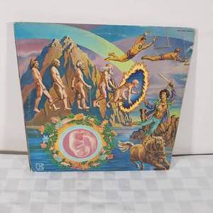 lot 82 image: Vintage Doors Full Circle Record Album Vinyl LP