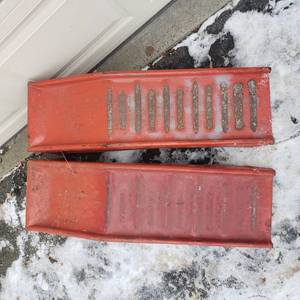 lot 191 image: Set of Automotive Ramps