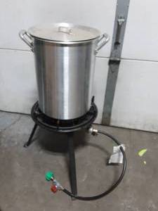Propane Powered Turkey Fryer. Frame & Pot