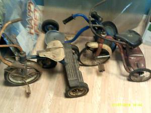 3 vintage trikes ...