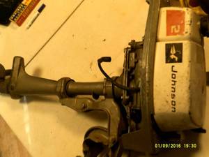johnson 2hp boat motor good compres...