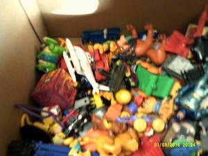 box of vintage toys starwars,figure...