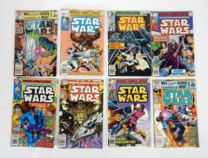 lot 29 image: Lot of 8 Vintage Star Wars Comic Books