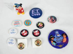 lot 68 image: Lot of Vintage 1980s and 1990s Movie and Video Game Buttons and Figure