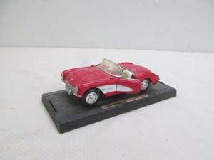 lot 9 image: 1957 Corvette model car
