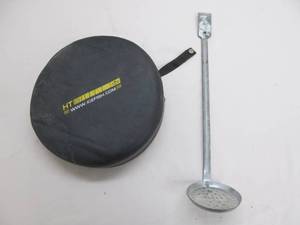 lot 34 image: pail cushion, ice scoop