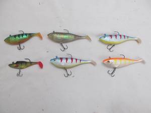 lot 39 image: storm wild eye lures