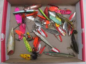 lot 43 image: fishing tackle
