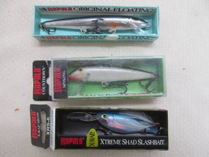 lot 60 image: baits
