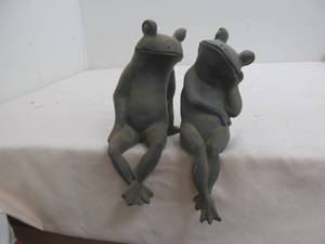 lot 80 image: frog sculptures