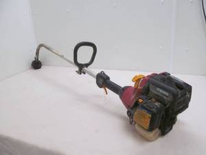 lot 97 image: Homelite string trimmer