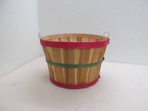 lot 98 image: apple basket
