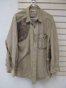 lot 111 image: Wrangler pro gear shirt