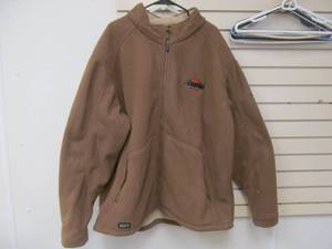 lot 117 image: Dri duck zip up