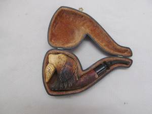 lot 152 image: vintage retriever pipe