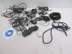 lot 176 image: electronic cords