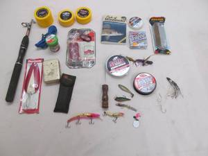 lot 181 image: Fishing accessories