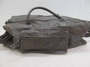 lot 206 image: Duffle bag