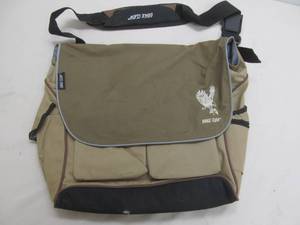 lot 208 image: Canvas tackle bag