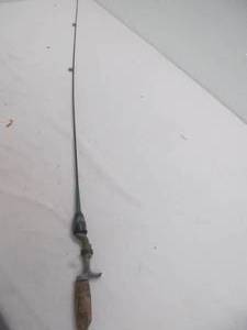 lot 219 image: Vintage rod