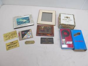 lot 244 image: Pictures