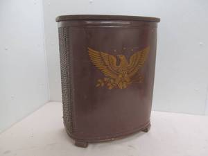 lot 274 image: Metal laundry hamper