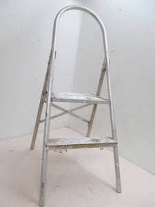 lot 290 image: Step stool