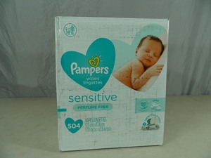 New 504 Count of Pampers Wipes