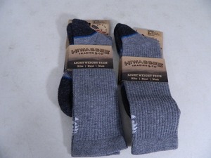 2 New Pair of Merino Wool Lightweight Tech Crew Socks