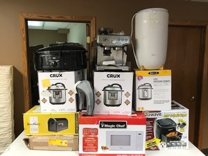 Salvage Lot Kitchen Appliances