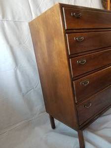 Mid Century Broyhill Dresser
