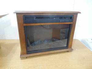 LifeSmart 28 Woodgrain Infrared Electric Fireplace