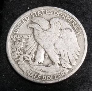 1929-D WALKING LIBERTY HALF DOLLAR
