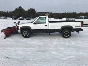 2000 Chevy Silverado K3500 4x4 w Plow