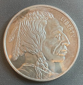lot 42 image: Native American 1 Troy Ounce .999 Fine Silver