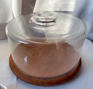 lot 66 image: Tea Set, Cake Plate, and More