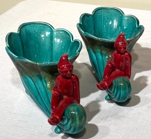 lot 104 image: Variety of Vintage Home Decor