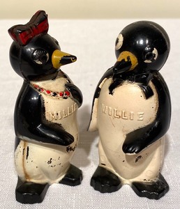 lot 102 image: Millie and Willie Penguin Salt and Pepper Shaker Set
