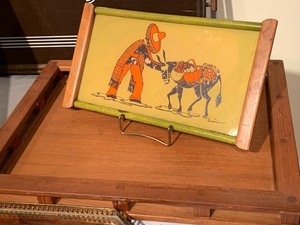 lot 151 image: Five Vintage Decorative Trays