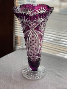 lot 272 image: Tall Cut Glass Amethyst Vase