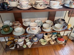 lot 201 image: Large Lot of Cups and Saucers