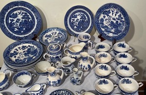 lot 199 image: Blue and White Themed Dishes