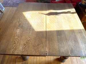 lot 331 image: Vintage 5 Legged Table