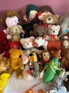 lot 225 image: Large Plush Lot