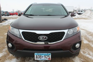 2011 Kia Sorento LX 4x4 - One Owner -