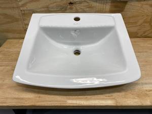 lot 27 image: SWISS MADISON Sublime Pedestal Bathroom Vessel Sink Round Single Faucet Hole in White