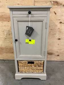 lot 10 image: SAFAVIEH Raven Vintage Grey Storage End Table