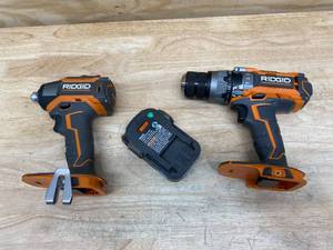 lot 118 image: RIDGID Drill and Impact Driver Set with Battery (2Ah)